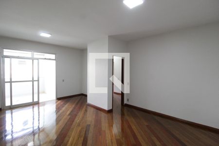 Sala de apartamento para alugar com 3 quartos, 117m² em Santa Mônica, Uberlândia