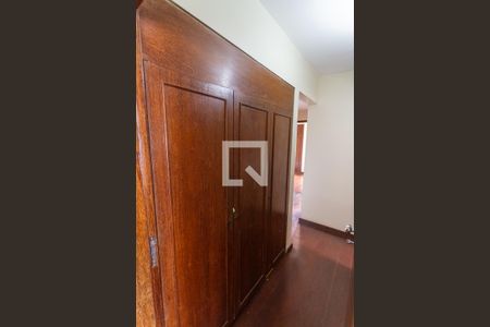 Corredor de apartamento para alugar com 4 quartos, 140m² em Carmo, Belo Horizonte