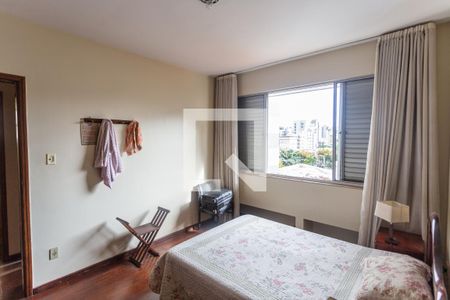 Suíte de apartamento para alugar com 4 quartos, 140m² em Carmo, Belo Horizonte