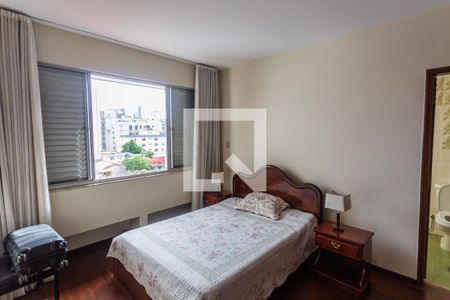 Suíte de apartamento para alugar com 4 quartos, 140m² em Carmo, Belo Horizonte