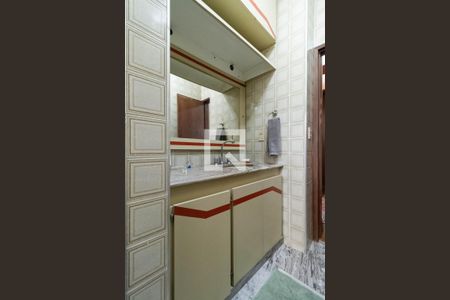 Casa para alugar com 350m², 6 quartos e 2 vagasBanheiro social 1