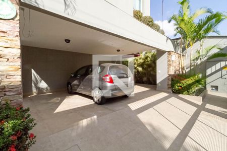 Casa para alugar com 350m², 6 quartos e 2 vagasGaragem