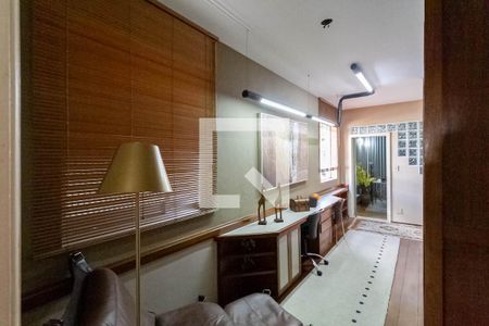 Casa para alugar com 350m², 6 quartos e 2 vagasCorredor