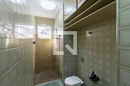 Casa para alugar com 350m², 6 quartos e 2 vagasBanheiro social 1