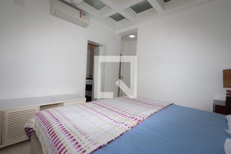 Apartamento à venda com 250m², 4 quartos e 3 vagasSuíte 2