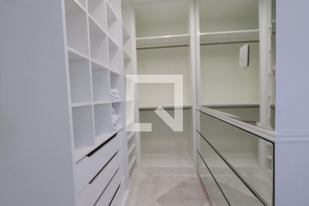 Apartamento à venda com 250m², 4 quartos e 3 vagasSuíte 3