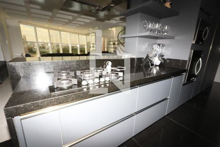 Apartamento à venda com 250m², 4 quartos e 3 vagasCozinha