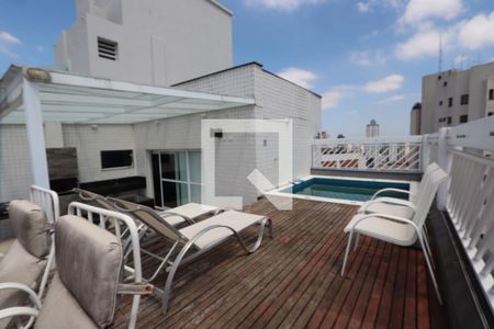 Apartamento à venda com 250m², 4 quartos e 3 vagasDeck com piscina