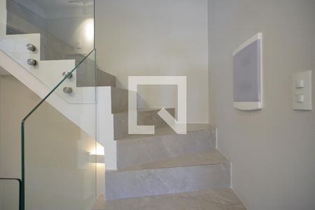 Casa à venda com 218m², 3 quartos e 2 vagasAcesso a solto