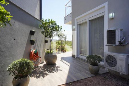 Casa à venda com 218m², 3 quartos e 2 vagasPatio