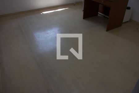Suite de casa para alugar com 3 quartos, 162m² em Jardim Kuabara, Taboão da Serra