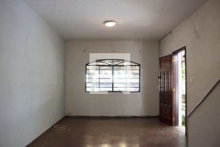 Sala de casa para alugar com 3 quartos, 162m² em Jardim Kuabara, Taboão da Serra