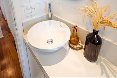 Apartamento à venda com 131m², 3 quartos e 3 vagas Apartamento à venda com 131m², 3 quartos e 3 vagasBanheiro Social