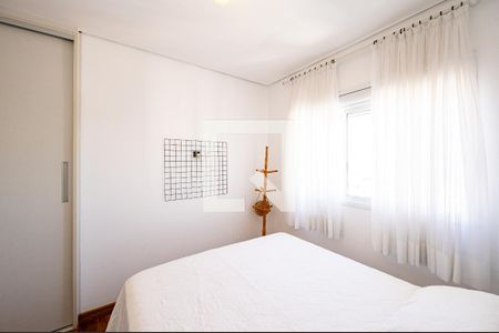 Apartamento à venda com 131m², 3 quartos e 3 vagas Apartamento à venda com 131m², 3 quartos e 3 vagasSuíte