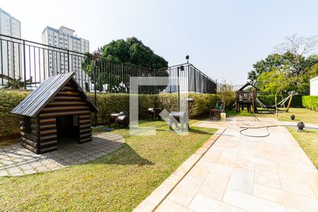 Apartamento à venda com 131m², 3 quartos e 3 vagas Apartamento à venda com 131m², 3 quartos e 3 vagasPlayground