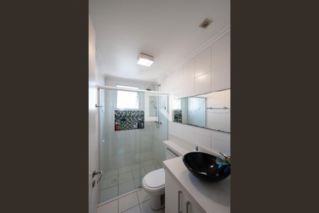 Apartamento à venda com 131m², 3 quartos e 3 vagas Apartamento à venda com 131m², 3 quartos e 3 vagasBanheiro da Suíte