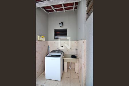 Casa à venda com 120m², 2 quartos e 2 vagasÁrea de Serviço