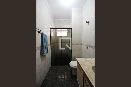 Casa à venda com 120m², 2 quartos e 2 vagasBanheiro Social