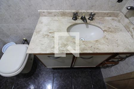 Casa à venda com 120m², 2 quartos e 2 vagasBanheiro Social