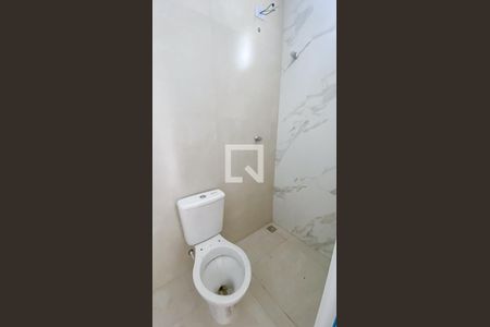 Casa de condomínio à venda com 100m², 2 quartos e 2 vagasBanheiro