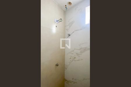 Casa de condomínio à venda com 100m², 2 quartos e 2 vagasBanheiro