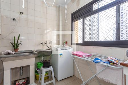 Apartamento à venda com 380m², 4 quartos e 4 vagas Apartamento à venda com 380m², 4 quartos e 4 vagasÁrea de Serviços