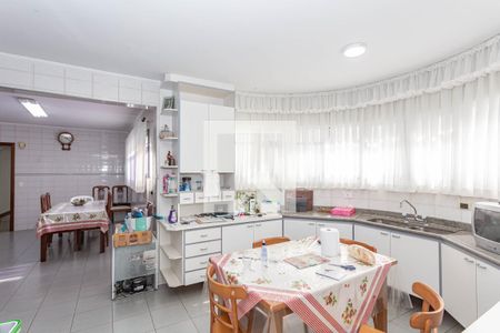 Apartamento à venda com 380m², 4 quartos e 4 vagas Apartamento à venda com 380m², 4 quartos e 4 vagasCozinha