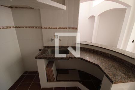 Casa à venda com 450m², 6 quartos e 3 vagasCasa 2 - Sala / Cozinha