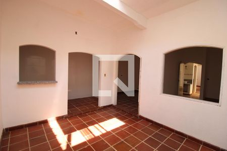 Casa à venda com 450m², 6 quartos e 3 vagasCasa 2 - Área de Serviço