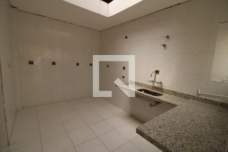 Casa à venda com 450m², 6 quartos e 3 vagasCozinha