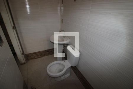 Casa à venda com 450m², 6 quartos e 3 vagasGaragem - Banheiro