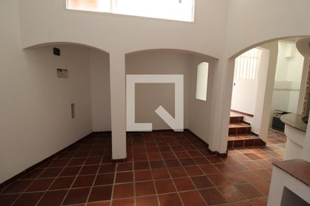 Casa à venda com 450m², 6 quartos e 3 vagasCasa 2 - Sala / Cozinha