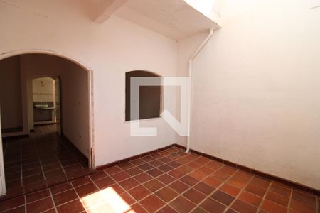 Casa à venda com 450m², 6 quartos e 3 vagasCasa 2 - Área de Serviço