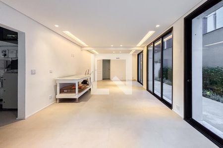 Apartamento à venda com 168m², 3 quartos e 2 vagasÁrea comum - Salão de Festas