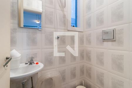 Apartamento à venda com 168m², 3 quartos e 2 vagasBanheiro de Serviço