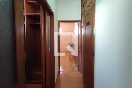 Casa de condomínio à venda com 600m², 6 quartos e 7 vagasCloset