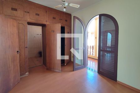 Casa de condomínio à venda com 600m², 6 quartos e 7 vagasQuarto Suíte 2