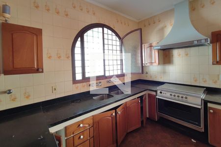 Casa de condomínio à venda com 600m², 6 quartos e 7 vagasCozinha