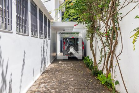 Casa para alugar com 400m², 3 quartos e 1 vagaQuintal