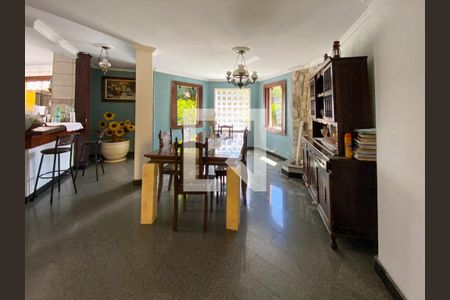 Casa à venda com 609m², 7 quartos e 6 vagasSala de Jantar