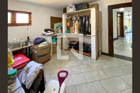 Casa à venda com 609m², 7 quartos e 6 vagasQuarto 1