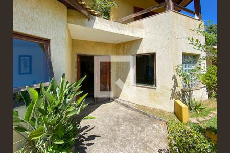 Casa à venda com 609m², 7 quartos e 6 vagasEntrada