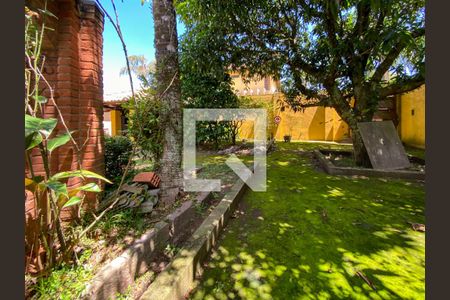 Casa à venda com 609m², 7 quartos e 6 vagasQuintal