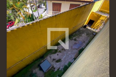 Casa à venda com 609m², 7 quartos e 6 vagasFundos