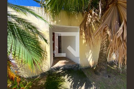 Casa à venda com 609m², 7 quartos e 6 vagasEntrada