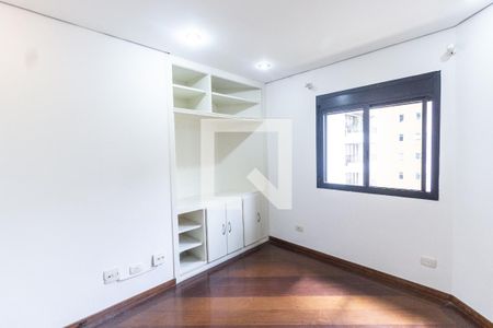Apartamento à venda com 250m², 4 quartos e 3 vagas Apartamento à venda com 250m², 4 quartos e 3 vagasQuarto 1