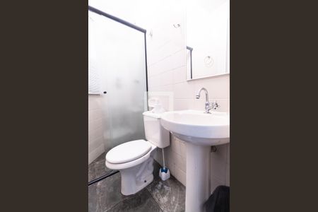 Apartamento à venda com 250m², 4 quartos e 3 vagas Apartamento à venda com 250m², 4 quartos e 3 vagasBanheiro de serviço