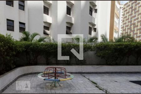 Apartamento à venda com 250m², 4 quartos e 3 vagas Apartamento à venda com 250m², 4 quartos e 3 vagasPlayground