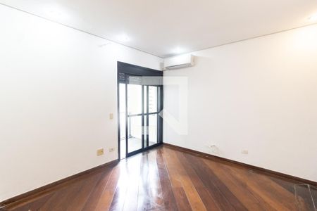 Apartamento à venda com 250m², 4 quartos e 3 vagas Apartamento à venda com 250m², 4 quartos e 3 vagasQuarto 4