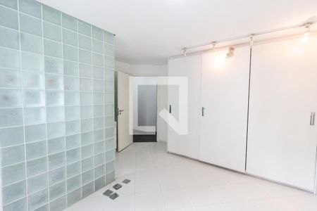 Apartamento à venda com 250m², 4 quartos e 3 vagas Apartamento à venda com 250m², 4 quartos e 3 vagasQuarto 3